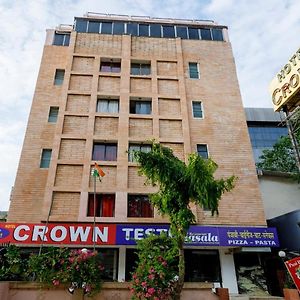 Hotel Crown